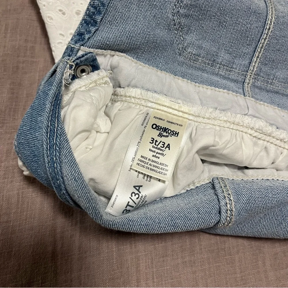 OshKosh B'gosh Two Matching Blue White Eyelet Dresses Size 3T Twins Sisters